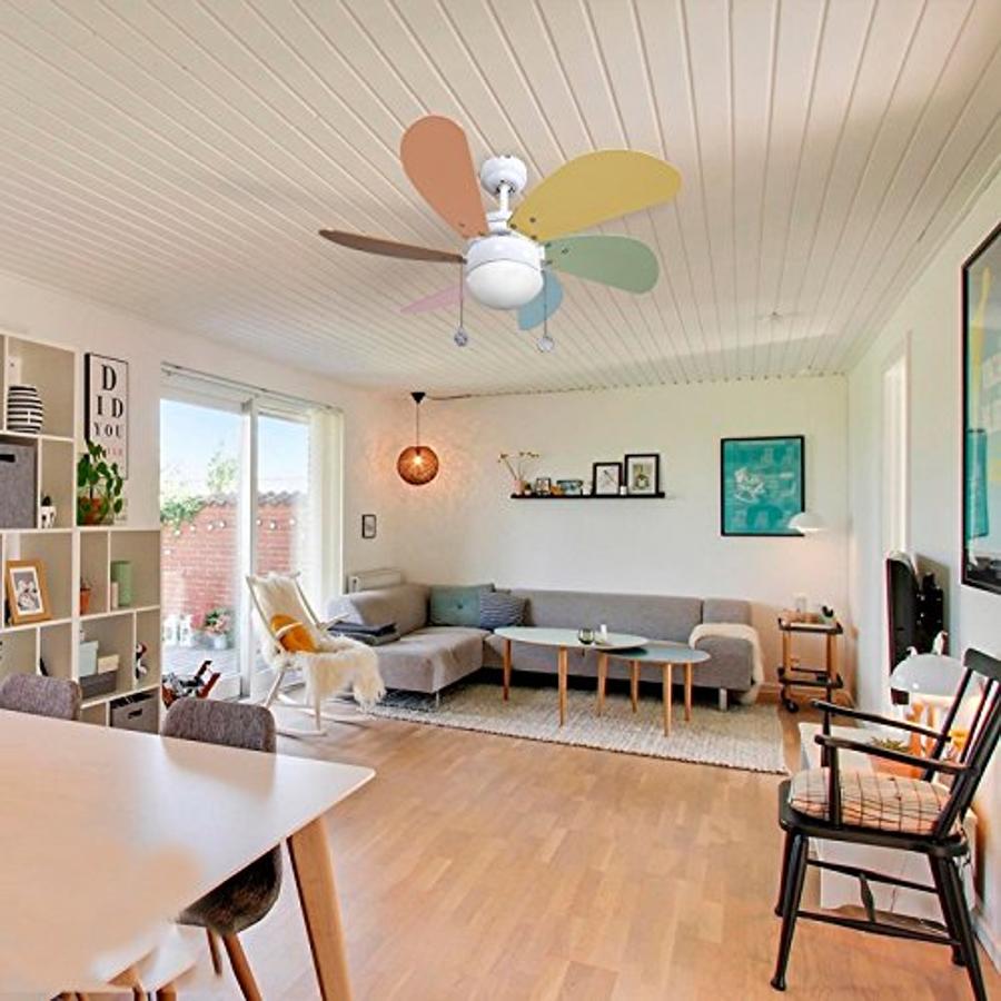 Este ventilador de techo con lamas de colores está rebajado a  58.67 euros en Amazon .