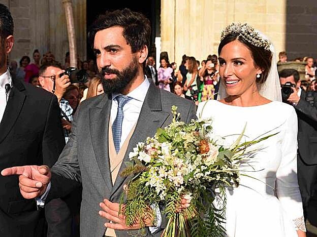Rocío Osorno se ha casado en Sevilla. Haz clic en la imagen y descubre qué otros famosos se casarán en 2019.