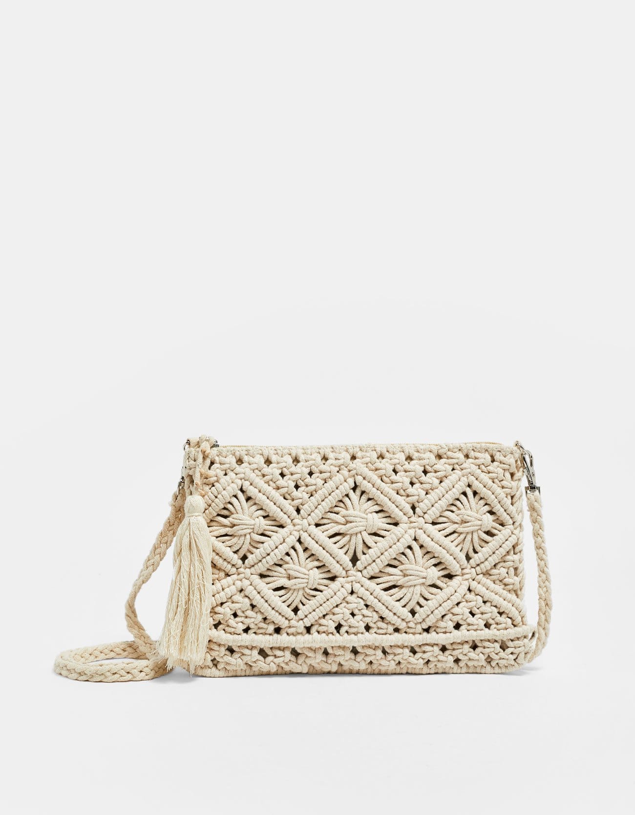 Mini bandolera macramé. (12,99 euros).