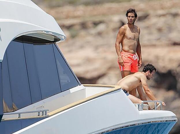 Rafa Nadal habría encargado un lujoso catamarán después de poner a la venta su yate valorado en 2,6 millones de euros.