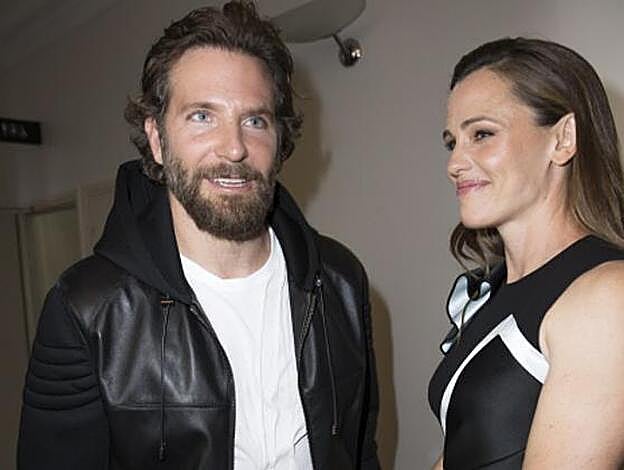 Galería. Bradley Cooper y Jennifer Garner, 2016. Mira qué otras parejas nuevas de famosos empezaron en 2019