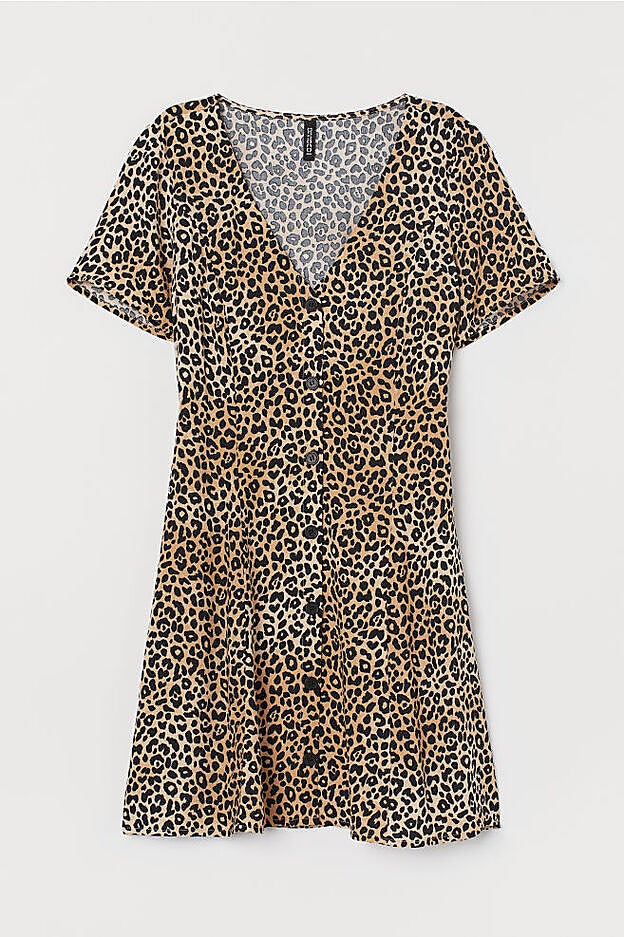Vestido 'animal print' de H&M: 14,99 euros.