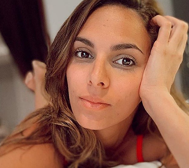 Irene Rosales sorprende con una tierna foto junto a sus hijas en bikini.