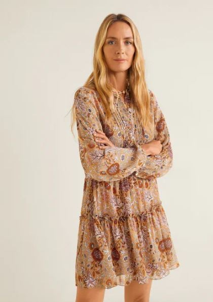 Vestido estampado florar. En las rebajas de Mango de 39,99 a 19,99 euros.