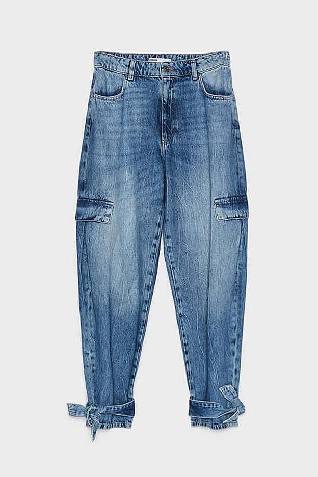 Cuestan 35,99 euros y están disponibles en todas las tallas.