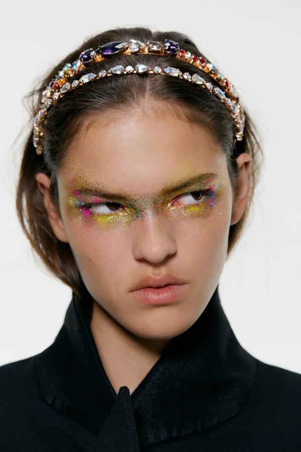 Pack de dos diademas metálicas con joyas, 12,95 euros.