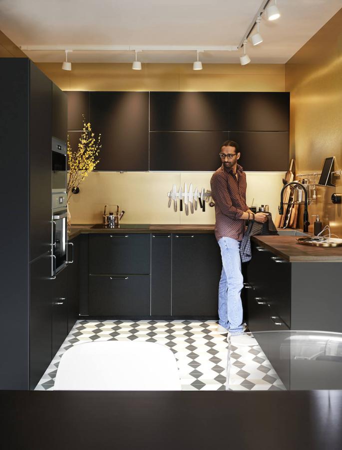 En la cocina, el orden es fundamental, por eso nos encantan los maxi cajones de esta propuesta de IKEA, así como el minimlismo de las líneas.