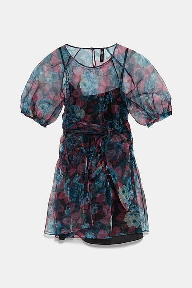 Este es el vestido de organza de Zara que ha llevado Ester Bellón.