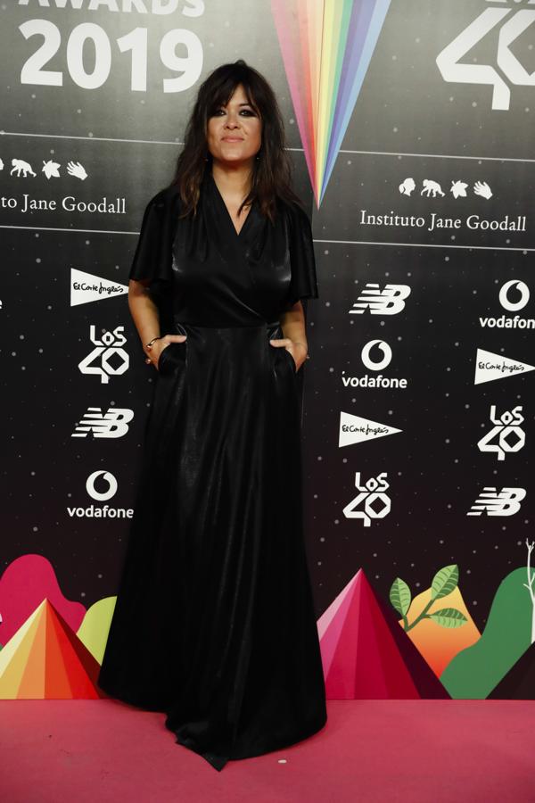 Vanesa Martín apostó por el 'total black' con este vestido en la cena de nominados de Los40 Music Awards.