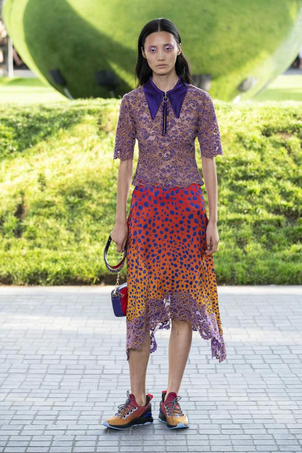 Desfile P/V 2020 de House of Holland.