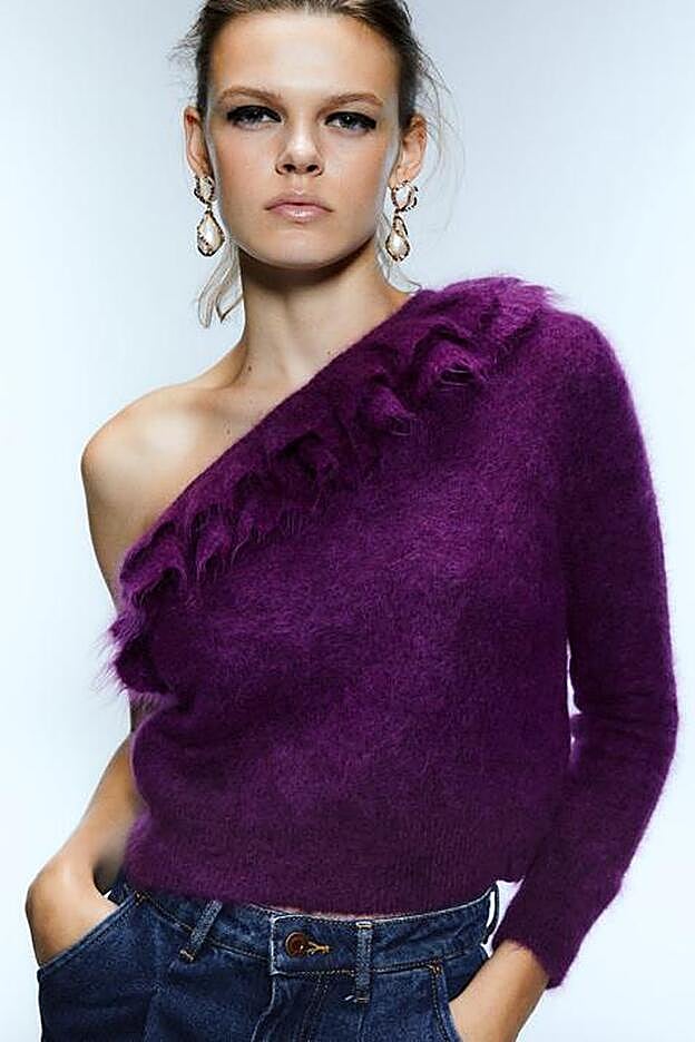 El espectacular jersey de mohair que aún está disponible en la nueva colección de Zara.