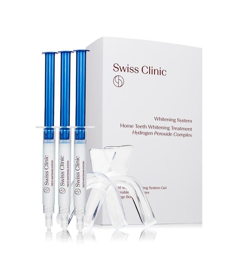 Este tratamiento desarrollado con la colaboración de odontólogos, cuenta con un gel con los principios activos del Peróxido de Hidrógeno para eliminar las manchas de tus dientes y los deja más blancos de forma natural. Está demostrado que no causa sensibilidad dental. La caja contiene dos férulas dentales para que las personalices, más tres jeringas de gel. Si ya tienes unas férulas de blanqueamiento personalizadas en casa, con el recambio es suficiente. La duración del tratamiento es desde 4 hasta 14 días, según coloración inicial y fuerza del esmalte. (59 €).