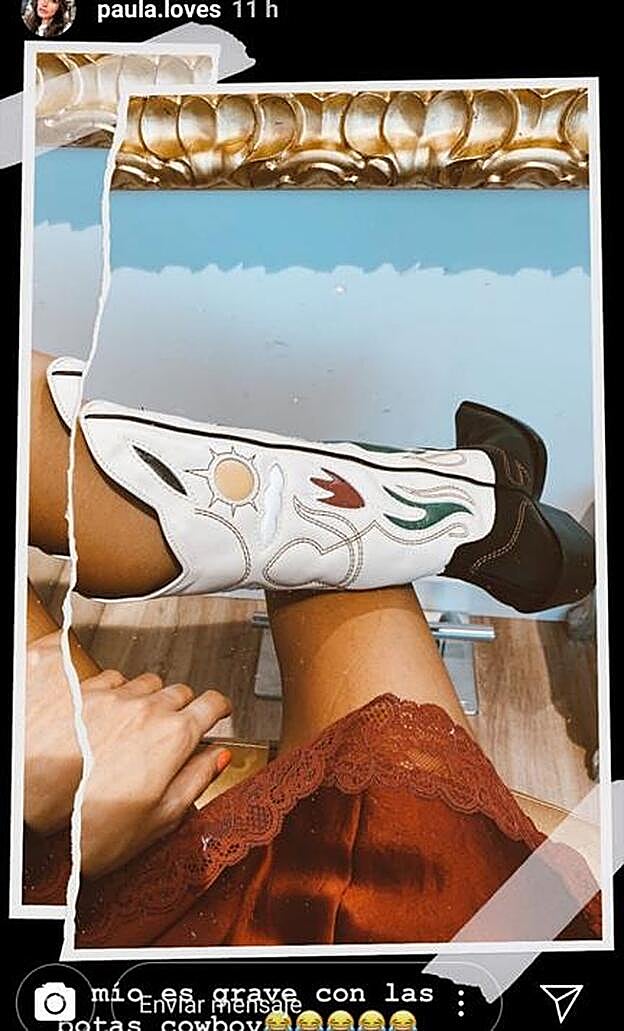 Paula Moya se ha hecho con las botas cowboy que más triunfan de Mango.