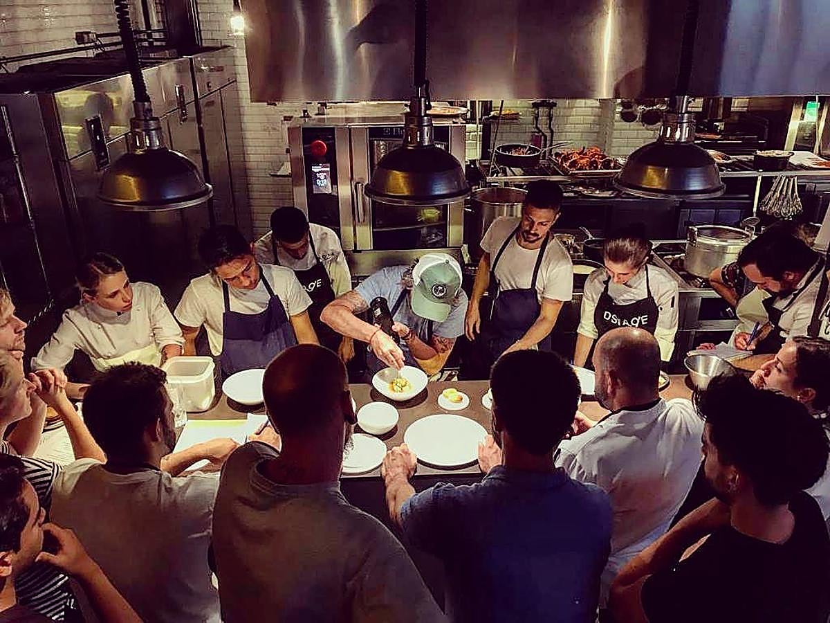 Dspeakeasy (en la calle Fernando VI, 6), la nueva revolución culinaria de Diego Guerrero en Madrid.