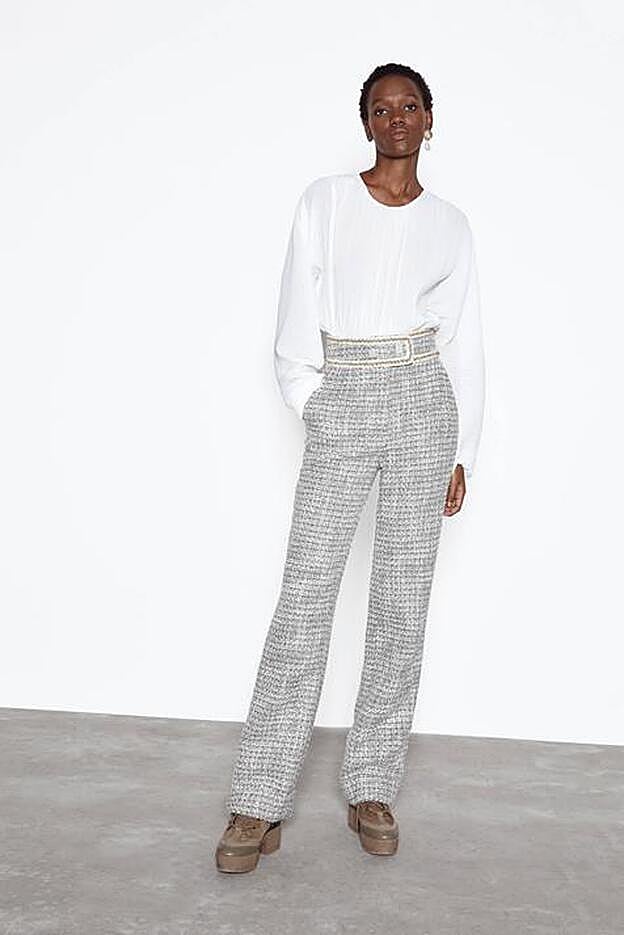 El pantalón del traje de Uterqüe ya está agotado. ¿Estamos ante el nuevo traje viral?