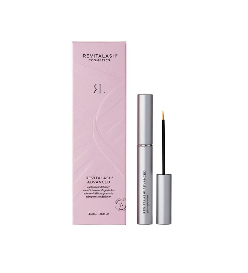 La fórmula de este tratamiento/acondicionador y fortalecedor de pestañas contiene una combinación patentada de ingredientes, péptidos e infusiones botánicas que mejoran la flexibilidad, la humedad y el brillo de las pestañas y la protegen contra la fragilidad y las roturas.  Advanced de Revitalash  (135 €).