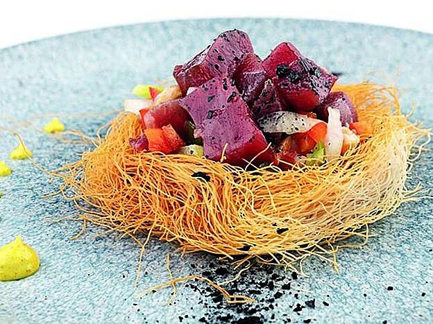 Una imagen del exquisito atún servido en DeAtún.
