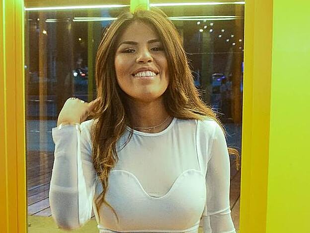 Chabelita Pantoja se escapa a Dubai con Asraf Beno y su hijo, Albertito.