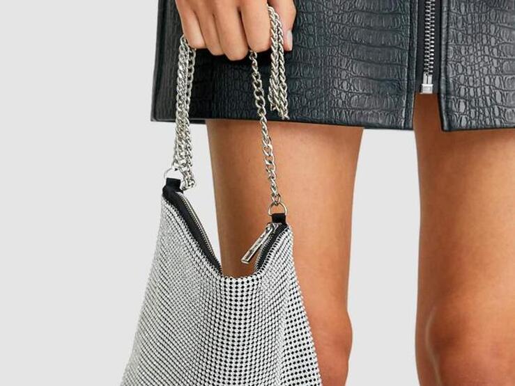 Fotos: 10 bolsos joya con los que no te hará falta ningún accesorio más