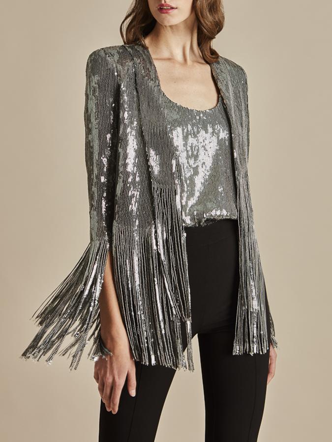 Blazer de lentejuelas con el bajo con flecos (149,99 euros).
