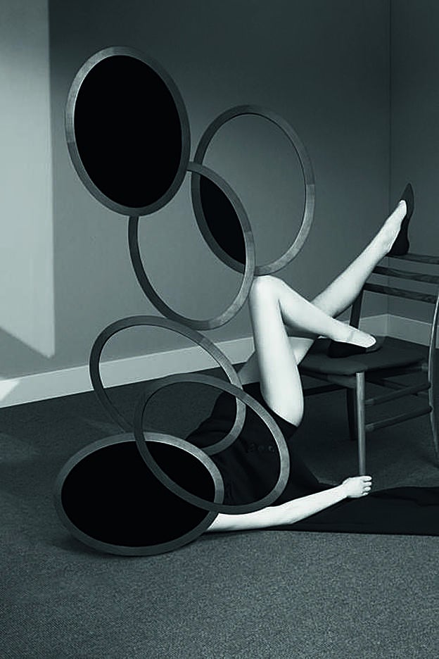 Imagen de Wallpaper Girl (Dior), de Noé Sendas.