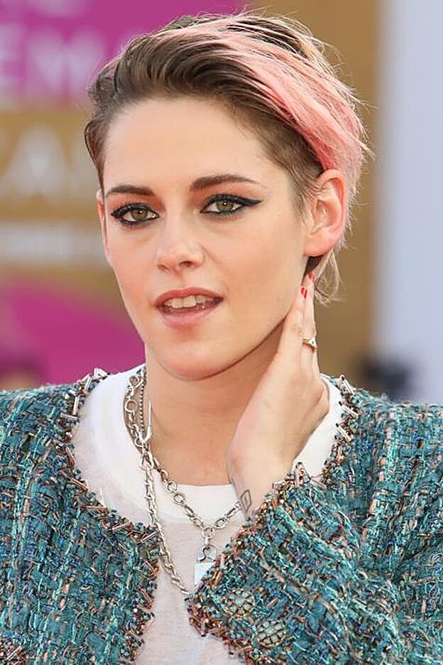 Las mechas rosas de Kristen Stewart fueron muy celebradas este año.