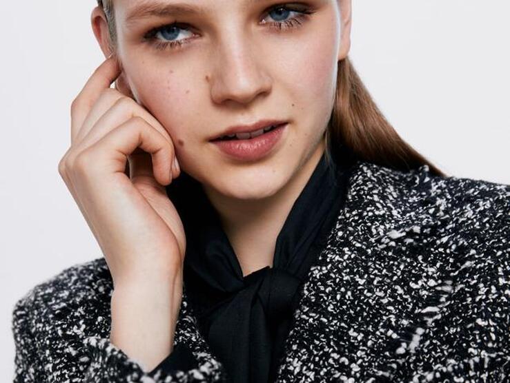 Fotos: Ocho blazers cortas para llevar esta tendencia a tu armario aprovechando el Black Friday