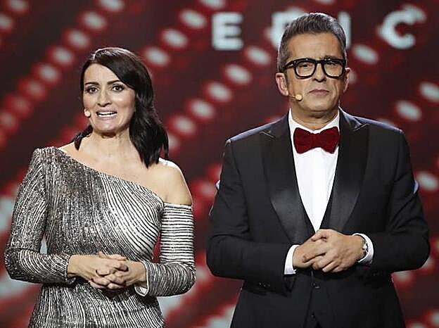Silvia Abril y Andreu Buenafuente en una imagen de los Premios Goya 2019.