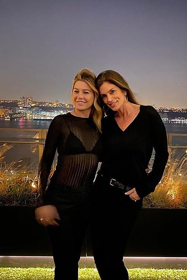 Ellen Pompeo con Cindy Crawford en una imagen reciente.