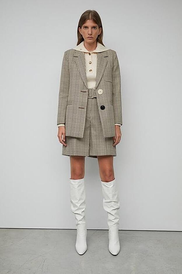 Los shorts nos van a permitir disfrutar de nuestras botas favoritas hasta bien entrado el verano.