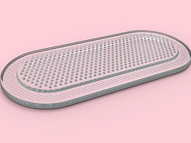 Cada parche está equipado con 450 microagujas de ácido hialurónico.