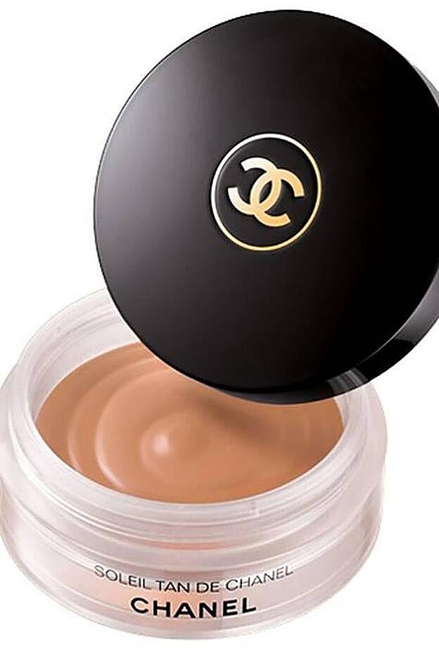 Este cosmético vuela de las tiendas beauty: el Soleil Tan de Chanel.