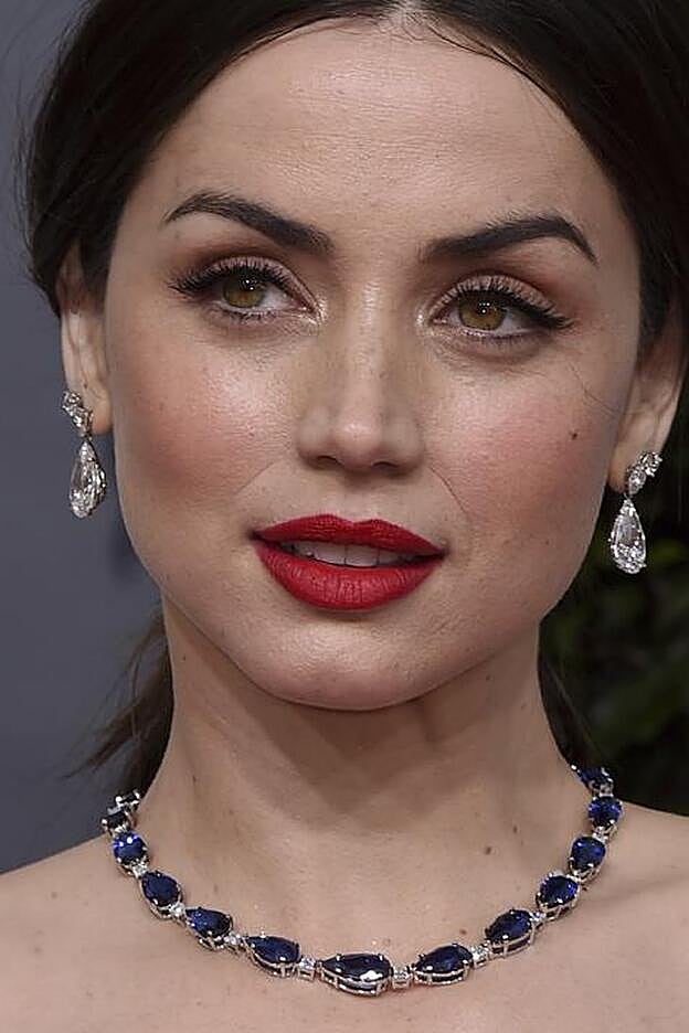 El rojo, protagonista abosluto.