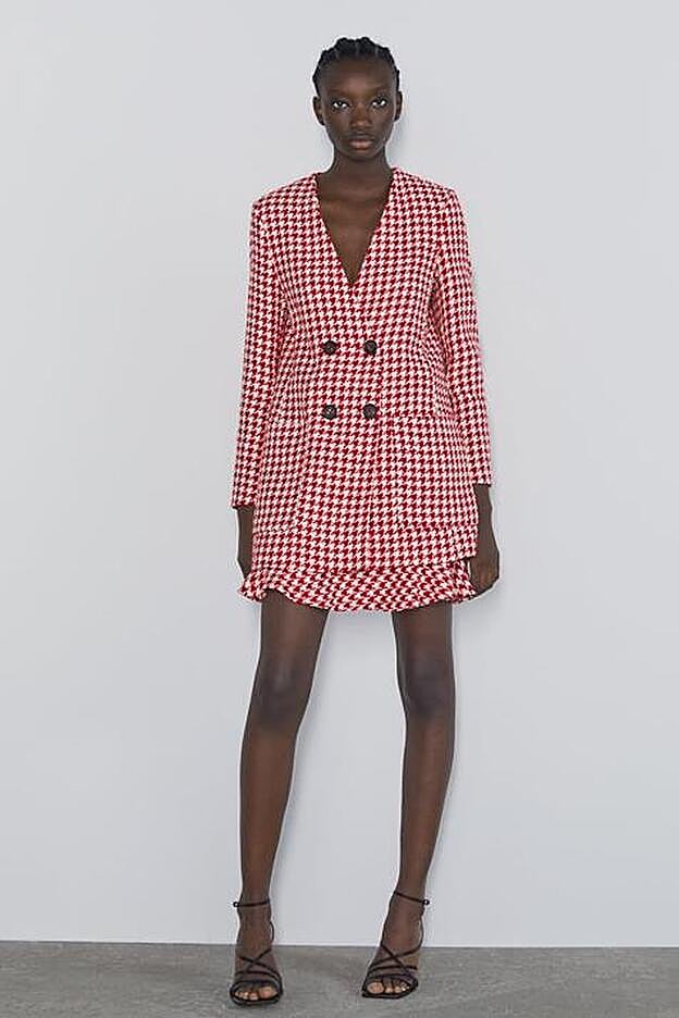 La levita en el catálogo de Zara.