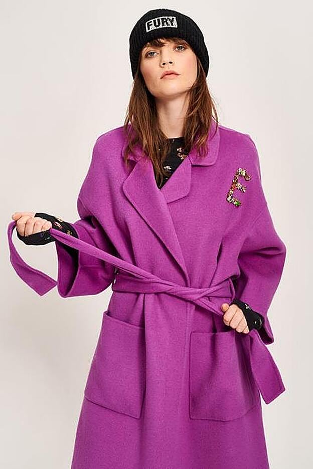 Nos encantan sus bolsillos enormes y sus mangas anchas.