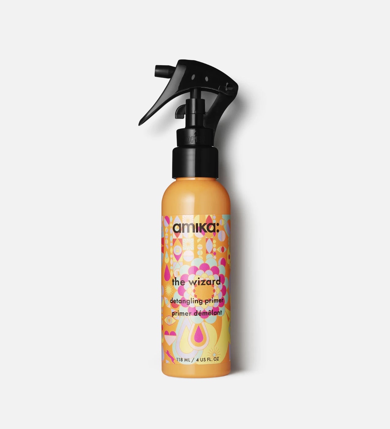 Con este spray no solo reducirás el tiempo de secado, sino que protegerá tu pelo contra el daño térmico. Su fórmula está repleta de nutrientes que no añaden peso al cabello, creando una base perfecta. (22,60 €).
