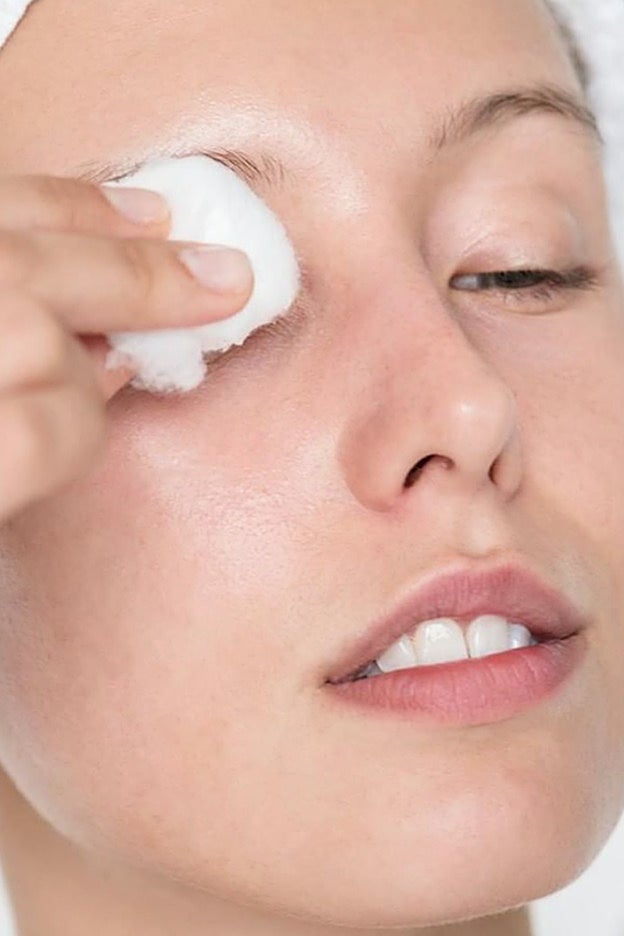 Una limpieza en profundidad ayuda a mantener la piel en óptimas condiciones.