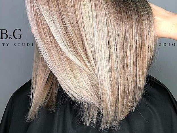 En los melenas ceniza puede aportar un tono más blanco y nórdico.