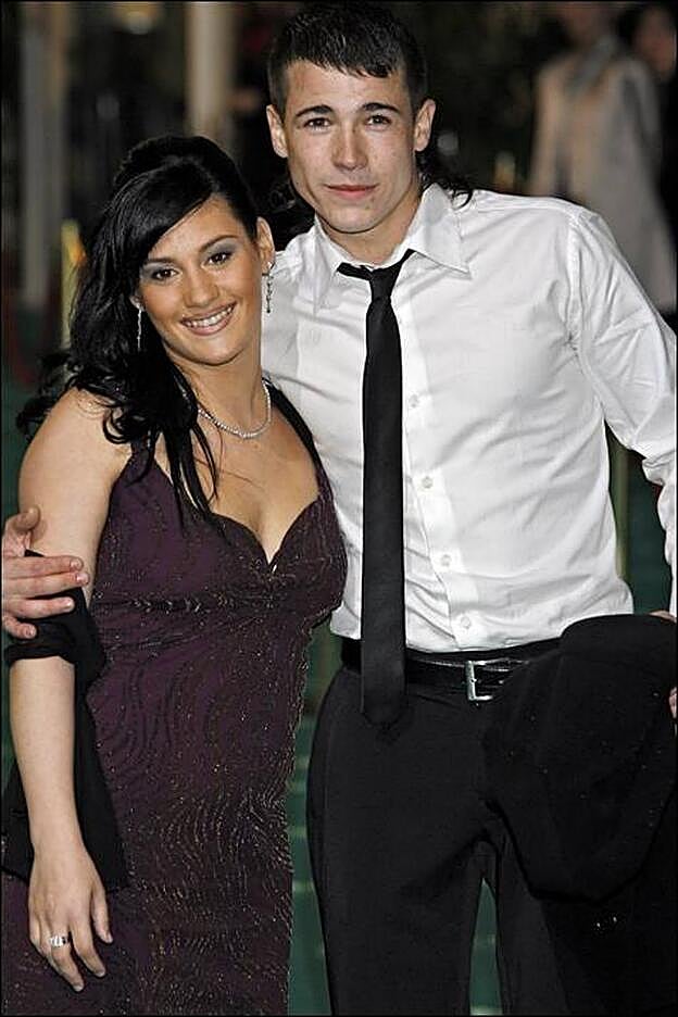 Juan José Ballesta junto a su pareja, Verónica, en los Premios Goya 2008.