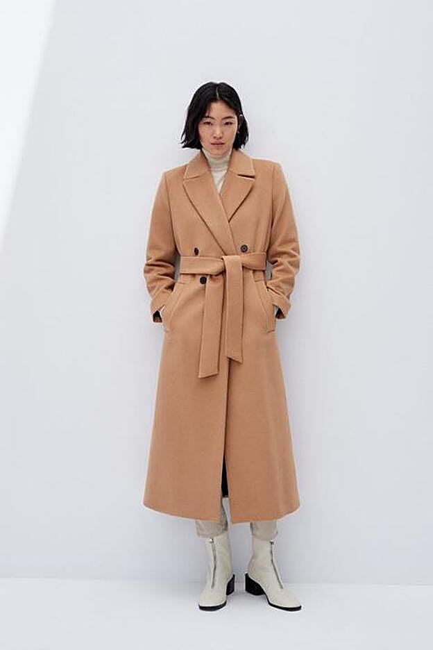 El abrigo, en el catálogo de Mango.