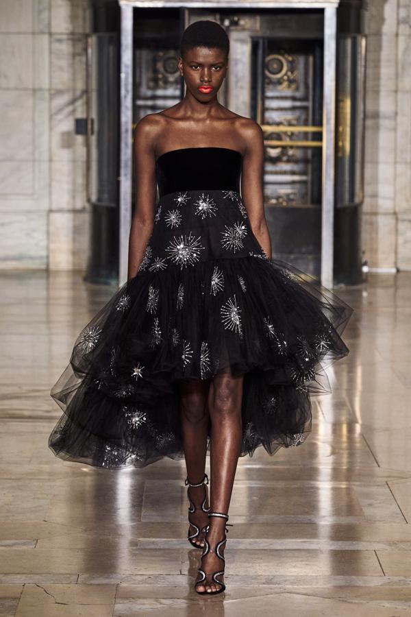 Desfile de Oscar de la Renta.