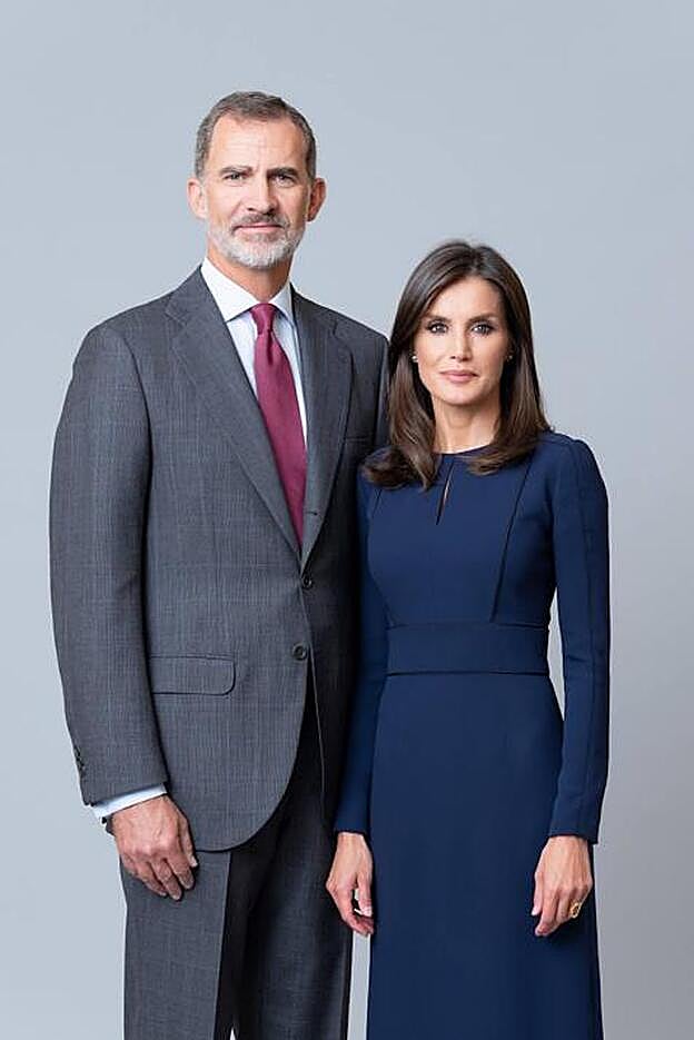 Retrato de los Reyes de España realizado por Estela Castro.