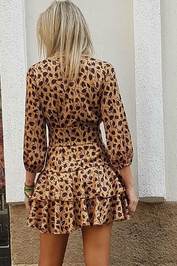 La espalda del vestido con estampado floral de Capriche que lleva Cristina Pedroche.