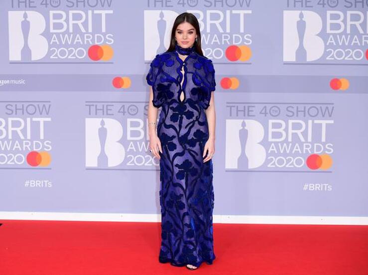 Fotos: Brit Awards 2020: el exceso y la excentricidad, protagonistas de los looks de alfombra roja