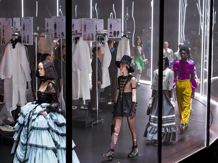 Fotos: Gucci revoluciona Milán con un homenaje a la profesión y lo que no vemos en los desfiles