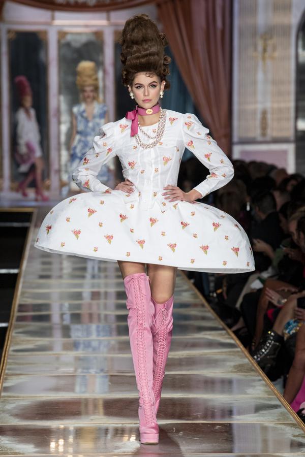 Desfile de Moschino.