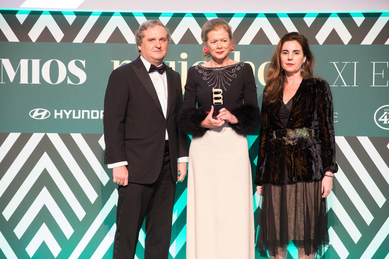 Ignacio Ybarra, presidente de Vocento, Elena Ochoa Foster y Elena Gris, directora de Marketing de Hyundai Motor España