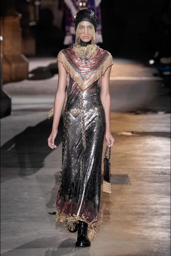 Desfile de Paco Rabanne.