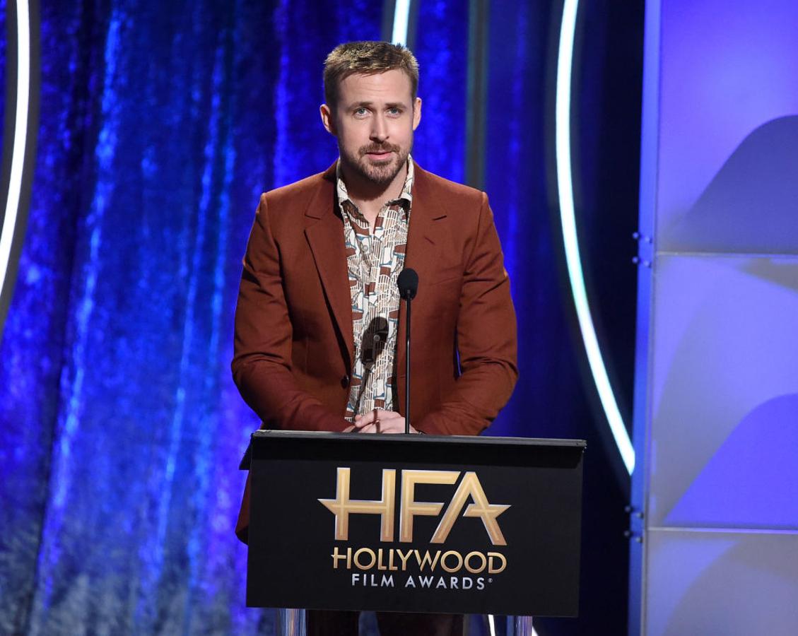 Siempre se inclina por escoger películas con personajes femeninos fuertes y ha declarado que las mujeres son mejores que los hombres. También alerta de los comportamientos masculinos que pueden ser considerados acoso.