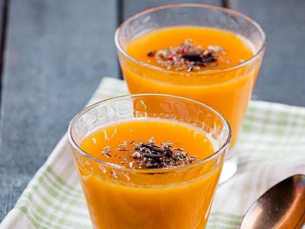 Aunque el plato sea precocinado, siempre puedes decorarlo y añadir otros ingredientes naturales